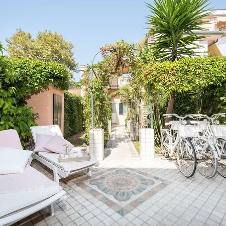 Villino Lola * Viareggio
