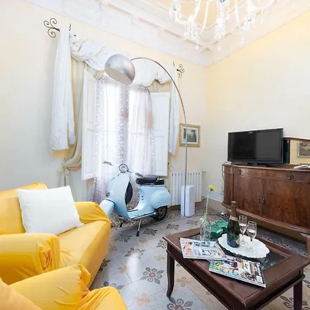 Villino Lola Будинок відпочинку В'яреджо