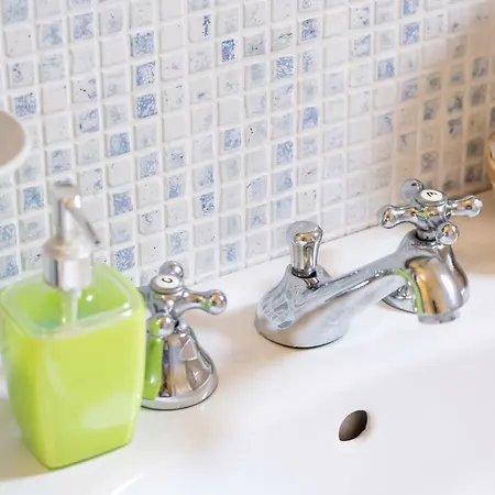 Будинок відпочинку Villino Lola В'яреджо