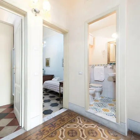 Villino Lola Будинок відпочинку В'яреджо